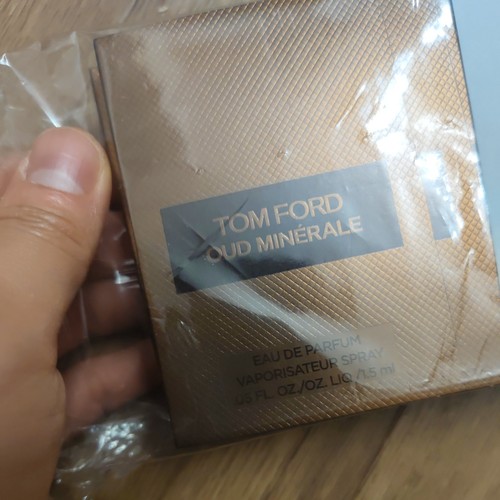 Tom ford oud - mineral, edp