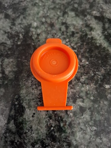 Tupperware mix fix - tupperware, "mix-fix"