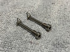 2 Titan Schrauben für Shimano