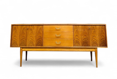 Uniflex nussbaum sideboard mid - uniflex,