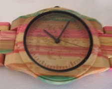 Bewell Damenuhr Quarzuhr Holzoptik Bunt Faltschließe Wasserdicht