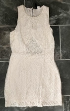 Kleid Gr. 42, Vollspitze, doppellagig, Beige, Offener Rücken