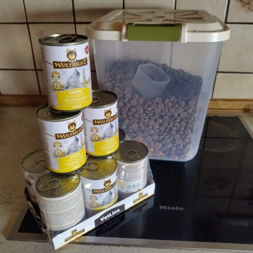 Hundenassfutter/Trockenfutter