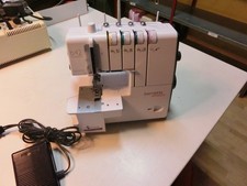 Bernette b42 Coverlock