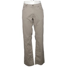 Westbury, Chino, Größe