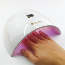 SUN9s UV/LED Lampe –  weiß. Lichthärtungsgerät für Gelnägel. Mit Handsensor