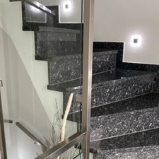 Treppe Labrador Blue Pearl