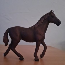 Schleich Horse  Englisches Vollblut Stute Dunkelfuchs