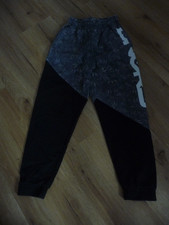 DNGRS Jogginghose Gr.M schwarz/OilvHanfblattmuster