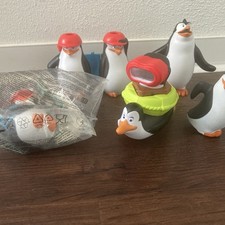 McDonald's Pinguine aus Madagascar, Set mit  4 Figuren + 1 unvollständige Figur