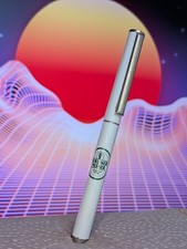 Werbekuli:  * Berliner Pilsner