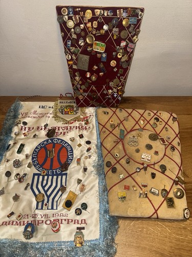 Pins und anstecknadeln - pins,