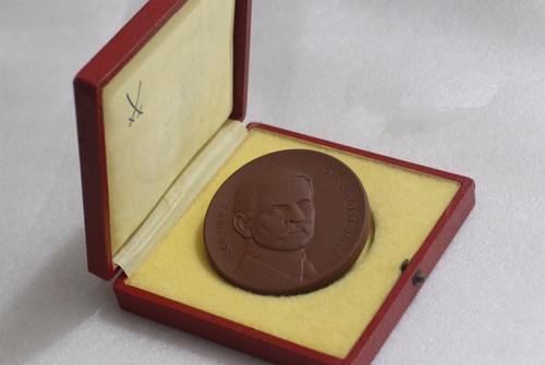 Ddr rotkreuz medaille - rotkreuz,