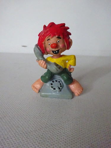 Schleich pumuckl auf telefon - pumuckl,