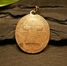 Goldfarbene Pilger Medaille Anhänger Wallfahrt Trier Heiliger Rock 1891 
