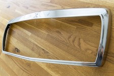 W201 Kühlergrill Kühlerverkleidung 190 D 190D 190E Chrom Chromrahmen A2018800783
