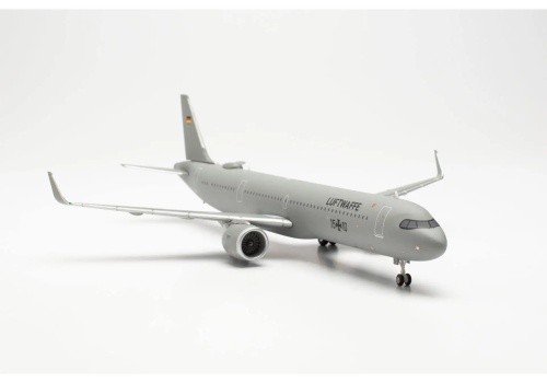 Herpa wings airbus a321lr - airbus,
