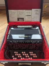 Bugari Armando Kinder-Akkordeon Juniorfisa, mit Koffer & Zertifikat