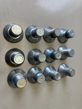  Mercedes W124 220TE Lenkrad Schraube  0019907802