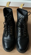 8 Loch Dr. MARTENS 1460 VEGAN Stiefel Size 42 schwarz Docs SECOND HAND