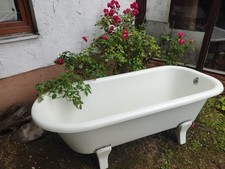 gute alte Emaillbadewannne  schöne große Emaillewanne Gestaltung  Deko Badespaß 