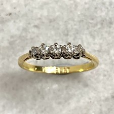 18 Karat Gold Vintage Ring Diamant 0,15ct Fünf Steine Platin & Gelbgold - Größe M