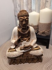Buddha sitzend Harz Gold Creme