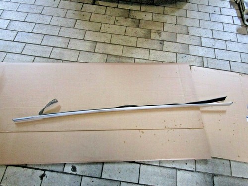 Mercedes oldtimer w110 w114 - mercedes,