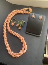 Geschnitzte korallen halskette