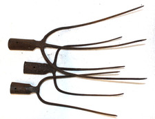 3x sehr alte Forke Mistgabel