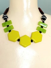 Wallis grün schwarz braun