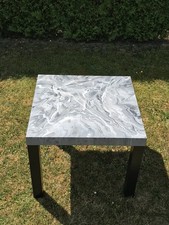 Design Tisch v. IKEA