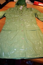 Ösegn Knatschiger Lackmantel