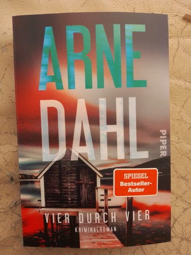 Arne dahl vier durch - vier,