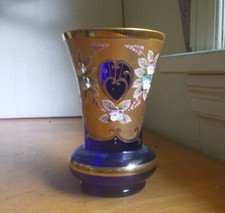 BEAUTIFUL COBALT GLASS VASE