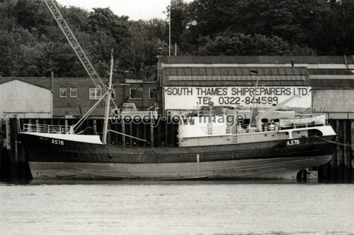 Tz054 aberdeen trawler - -,