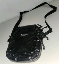 FW17 Supreme Umhängetasche