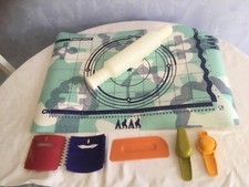 7er Set Tupperware Backzubehör Backen, Backunterlage, Teigrolle, Backpinsel u.a.