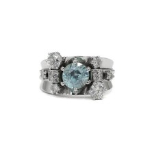 Ring mit Blautopas Brillanten