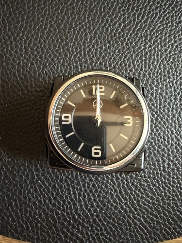 Mercedes benz uhr teilenr - mercedes,