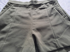 H&M- Shorts- Khaki- Größe