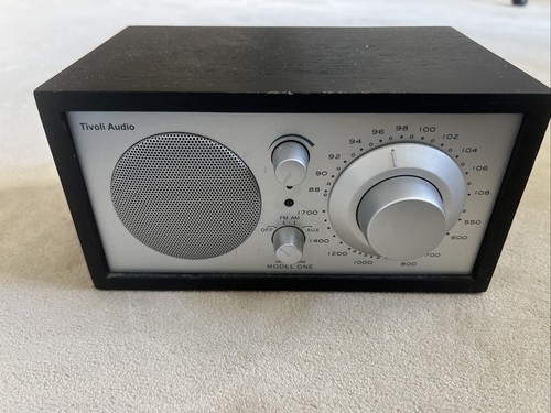 Tivoli audio model one fm - model, am/fm