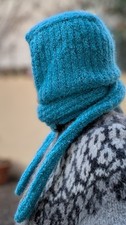 Kapuzenschal - handgestrickt -