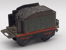 Märklin Spur 0 Tender 909/0  zwei Achsen grün