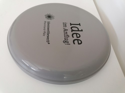 Wurfscheibe frisbee flying - wurfscheibe,