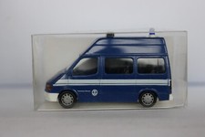 Ford Transit Hochdach THW