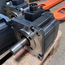 1x Mitsubishi HC203BS AC SERVO MOTOR ENCODER OSE105S2A