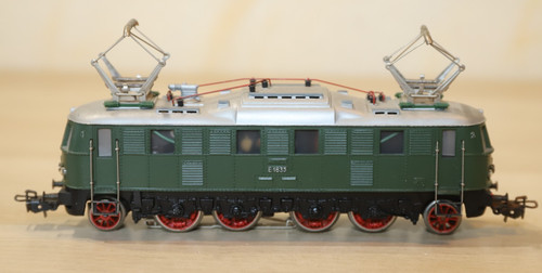 Märklin 3024 lok - 3024, e18