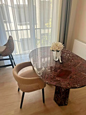 Elegant Rot Marmor Esstisch