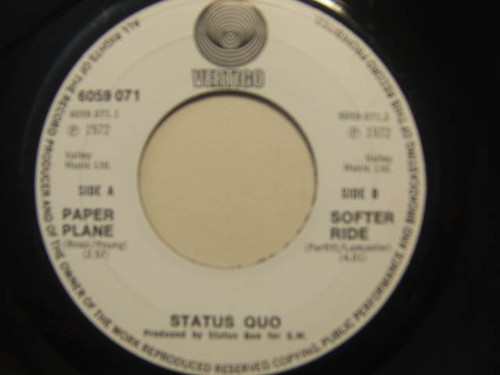 Status quo paper plane - quo, –
